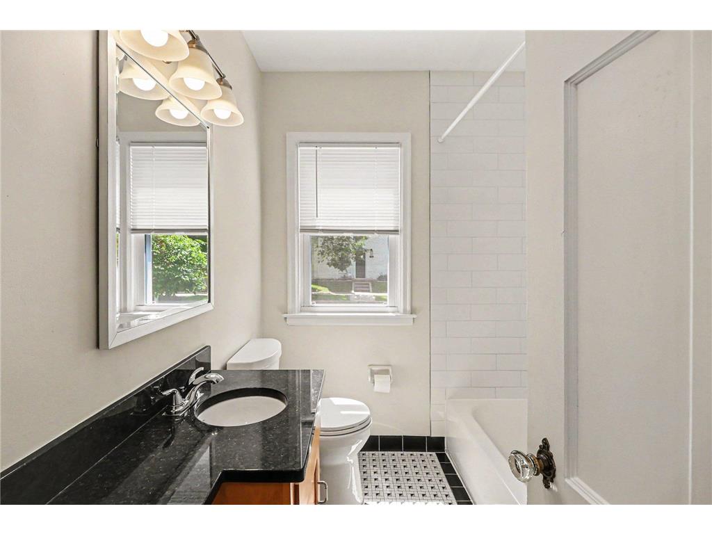 4624 Vallacher Avenue Saint Louis Park MN 55416 7100288 image10