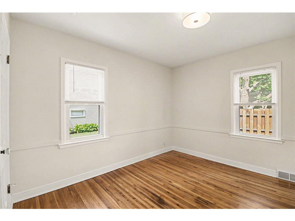 4624 Vallacher Avenue Saint Louis Park MN 55416 7100288 image9