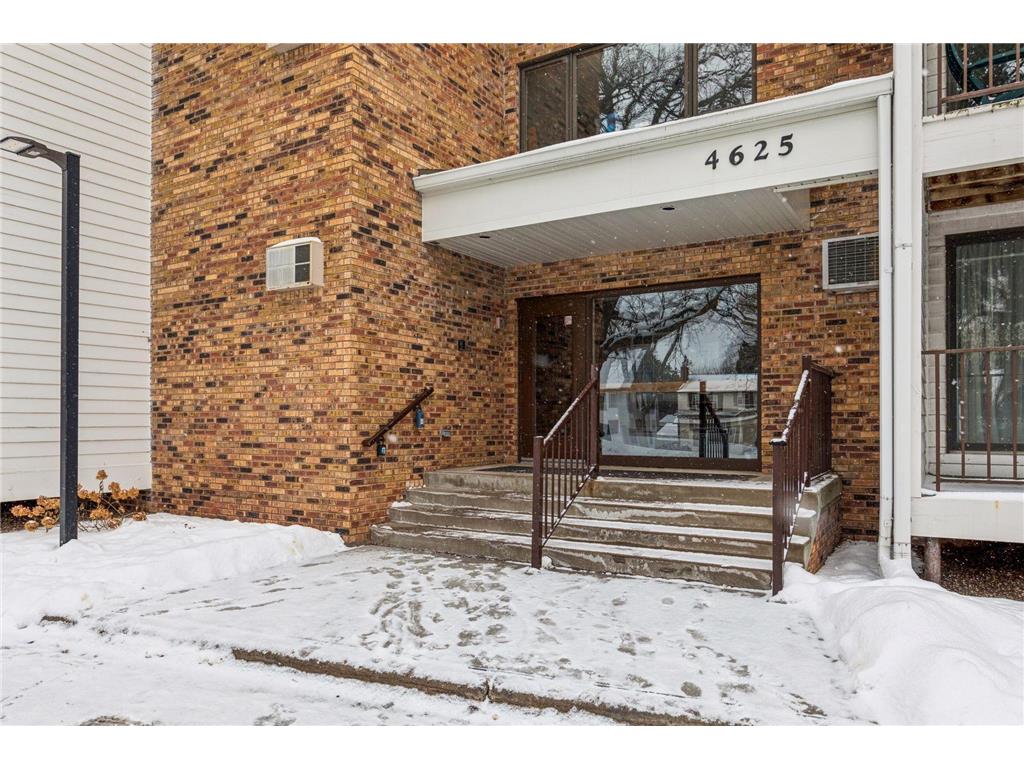 4625 Minnetonka Boulevard #102 Saint Louis Park MN 55416 6824002 image35