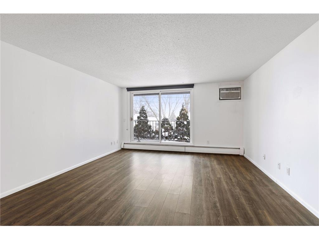 4625 Minnetonka Boulevard #102 Saint Louis Park MN 55416 6824002 image9