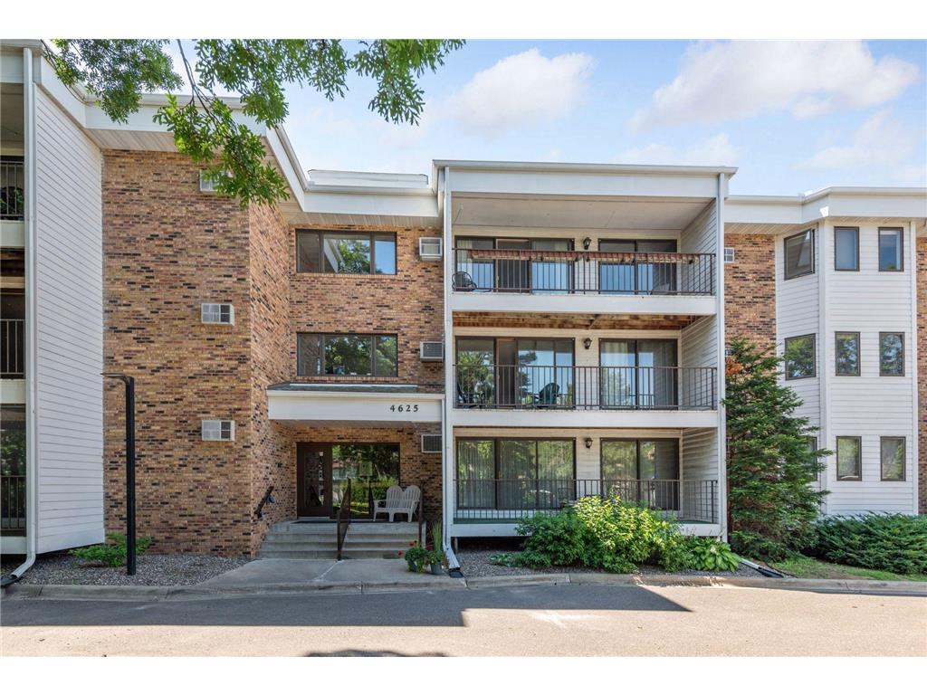 4625 Minnetonka Boulevard #103 Saint Louis Park MN 55416 6752211 image1