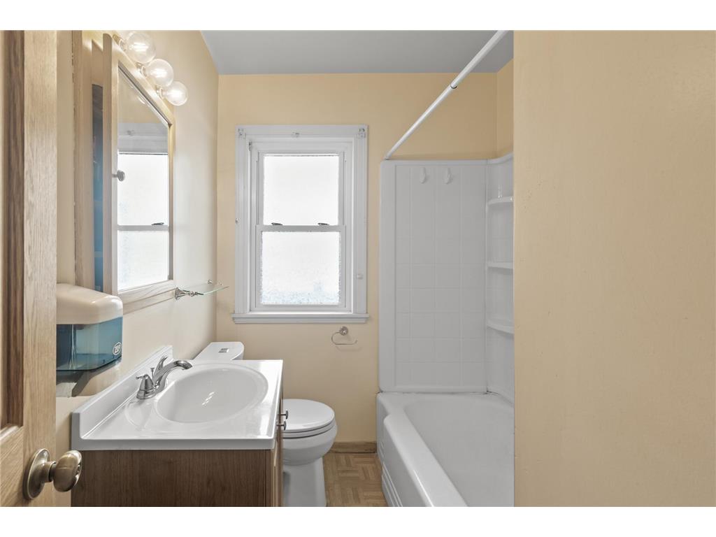 4625 Oliver Avenue N Minneapolis MN 55412 6803035 image9