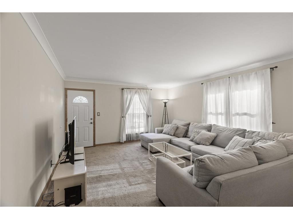 4625 Oliver Avenue N Minneapolis MN 55412 7041903 image2