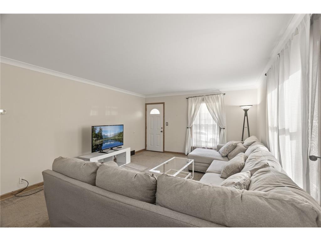 4625 Oliver Avenue N Minneapolis MN 55412 7041903 image4