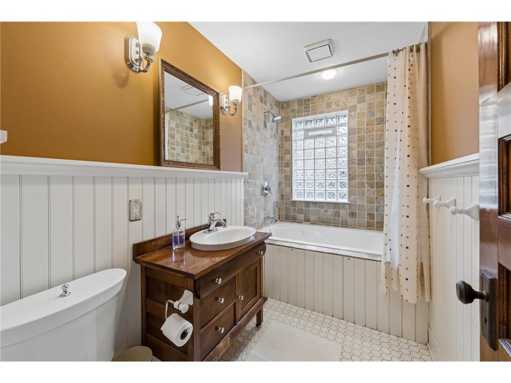 4625 Xerxes Avenue S Minneapolis MN 55410 7088989 image23