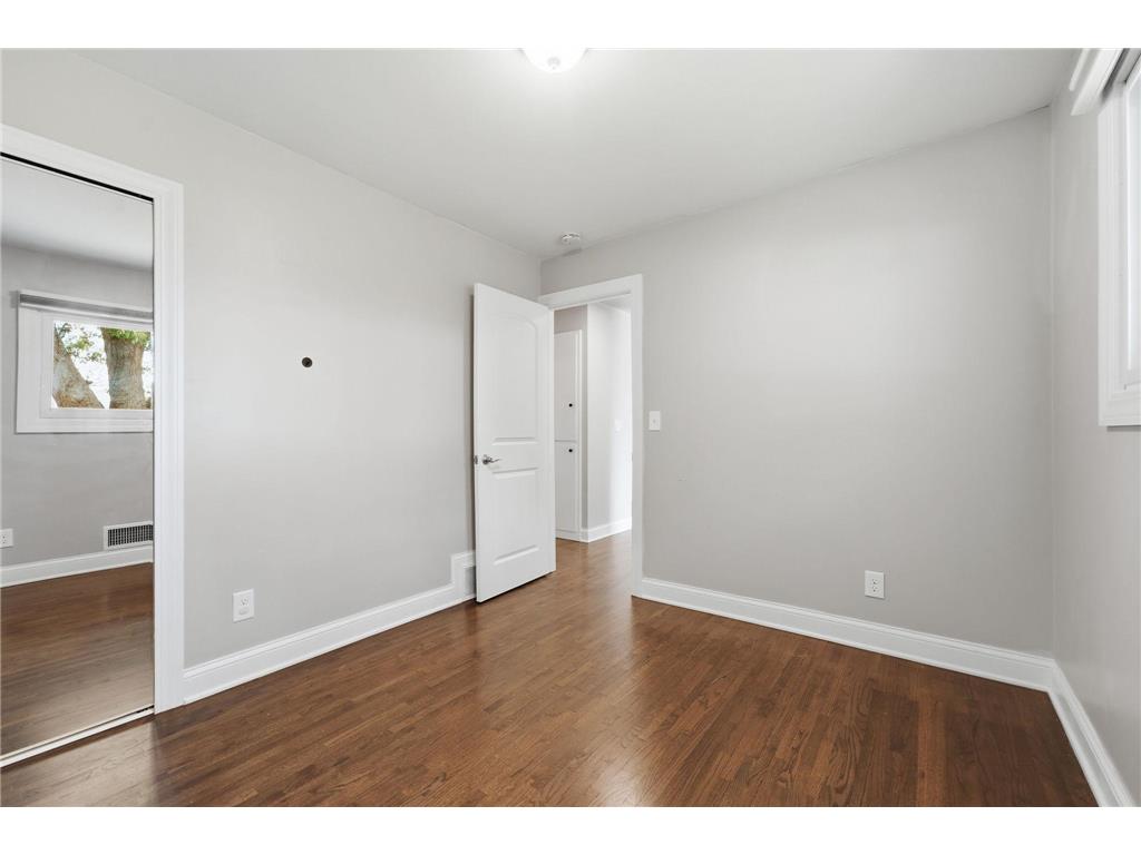 4626 4th Street NE Columbia Heights MN 55421 7096405 image10