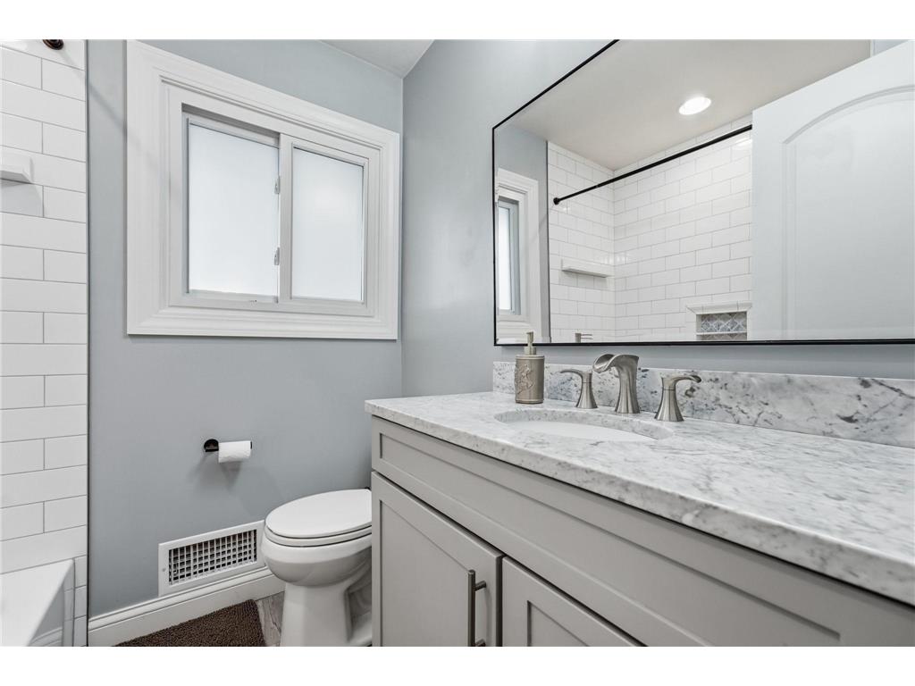 4626 4th Street NE Columbia Heights MN 55421 7096405 image11