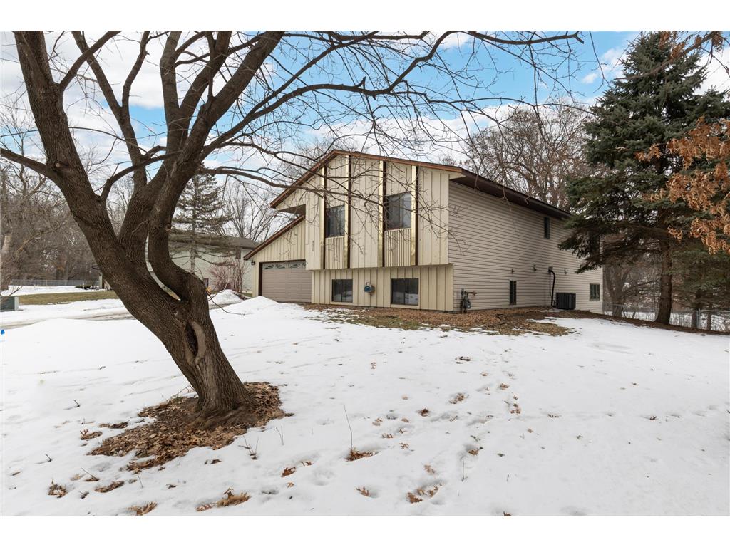 4626 Lenore Lane Eagan MN 55122 7016169 image1