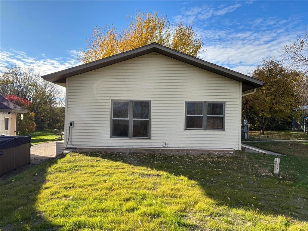 46279 193rd Street Morris MN 56267 6807579 image3