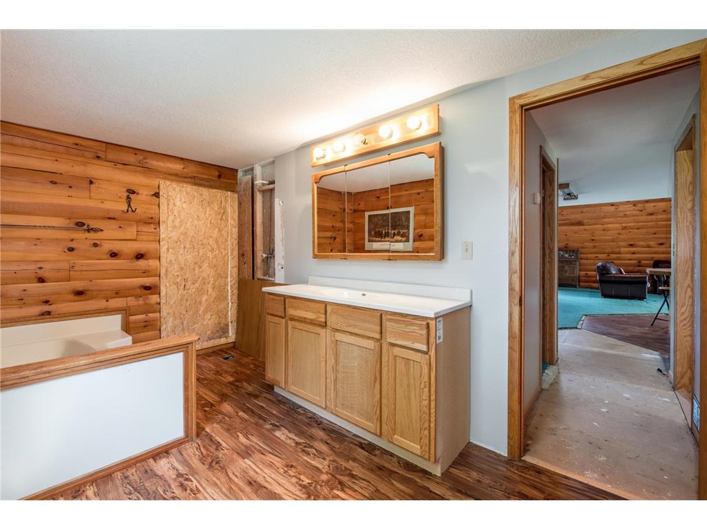 46283 Wintermute Lane, Morris, MN, 56267 MLS 6410802 Edina Realty