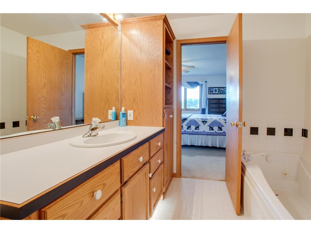 463 42nd Avenue S Moorhead MN 56560 7092495 image23