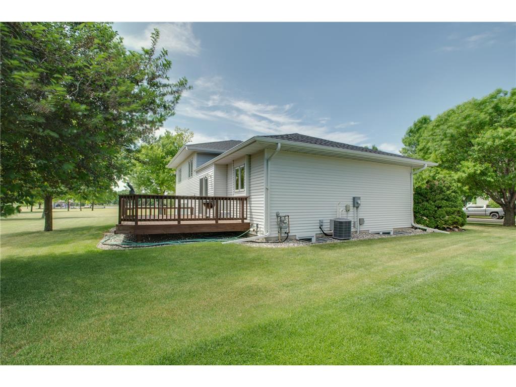 463 42nd Avenue S Moorhead MN 56560 7092495 image54