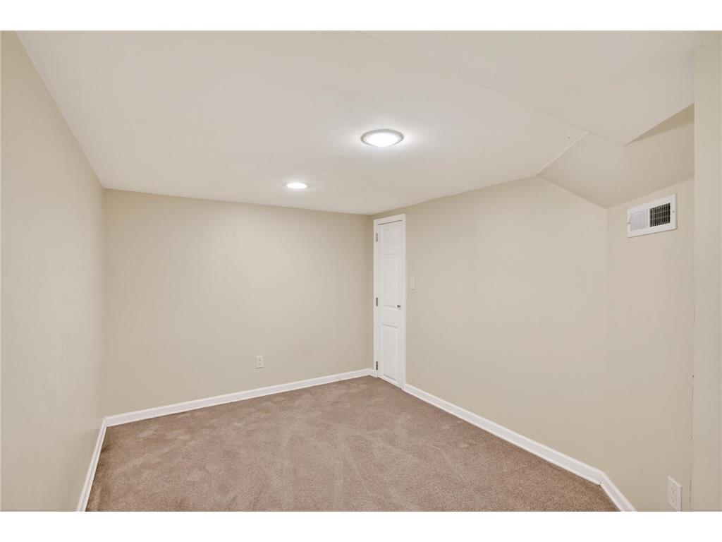 4630 7th Street NE Columbia Heights MN 55421 7016801 image18