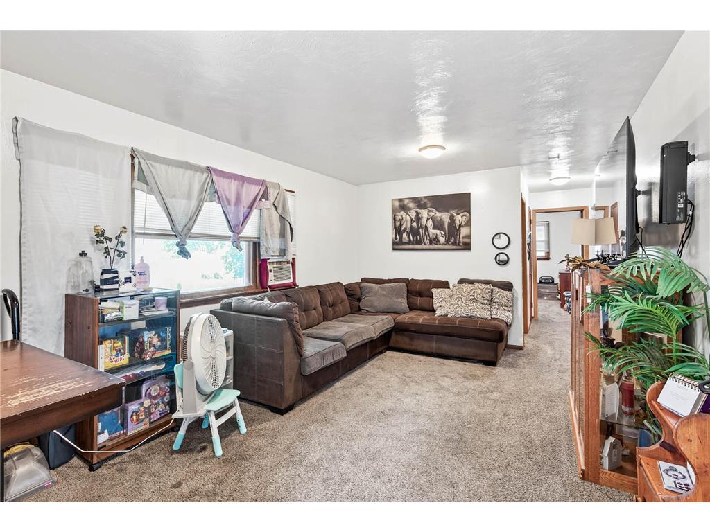 4630 Taylor Street NE Columbia Heights MN 55421 6807727 image2