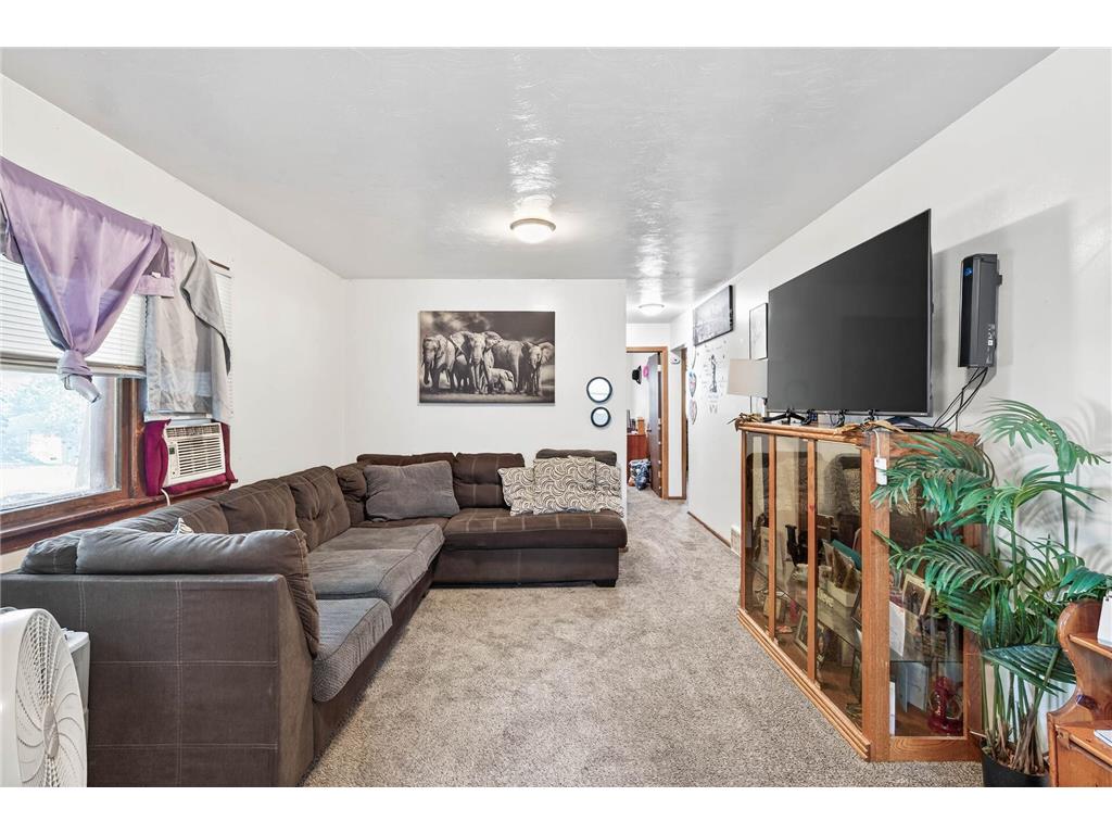 4630 Taylor Street NE Columbia Heights MN 55421 6807727 image3