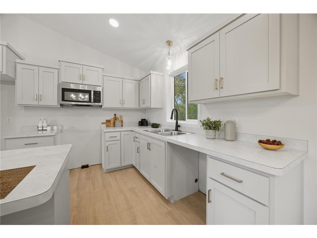 4631 9th Street NE Saint Cloud MN 56304 6729499 image8