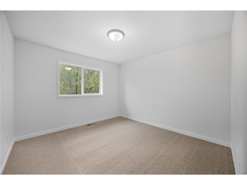 4631 9th Street NE Saint Cloud MN 56304 7049725 image13