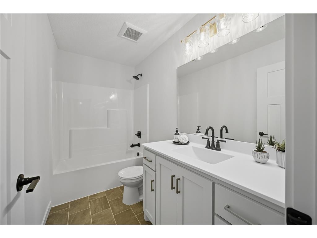 4631 9th Street NE Saint Cloud MN 56304 7049725 image19