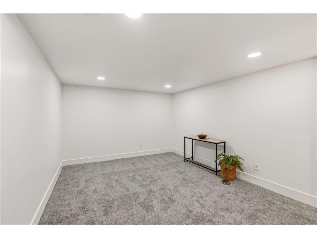 4631 Adair Avenue N Crystal MN 55422 7028951 image18