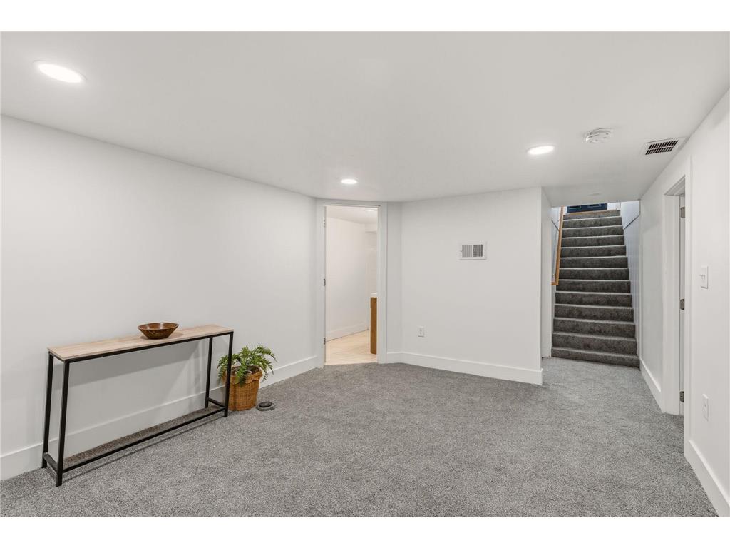 4631 Adair Avenue N Crystal MN 55422 7028951 image19