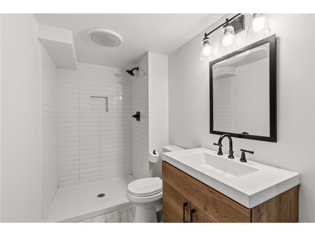 4631 Adair Avenue N Crystal MN 55422 7028951 image22