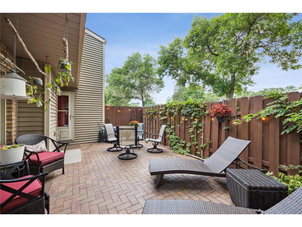 4633 Cedar Lake Road S Saint Louis Park MN 55416 6396789 image1