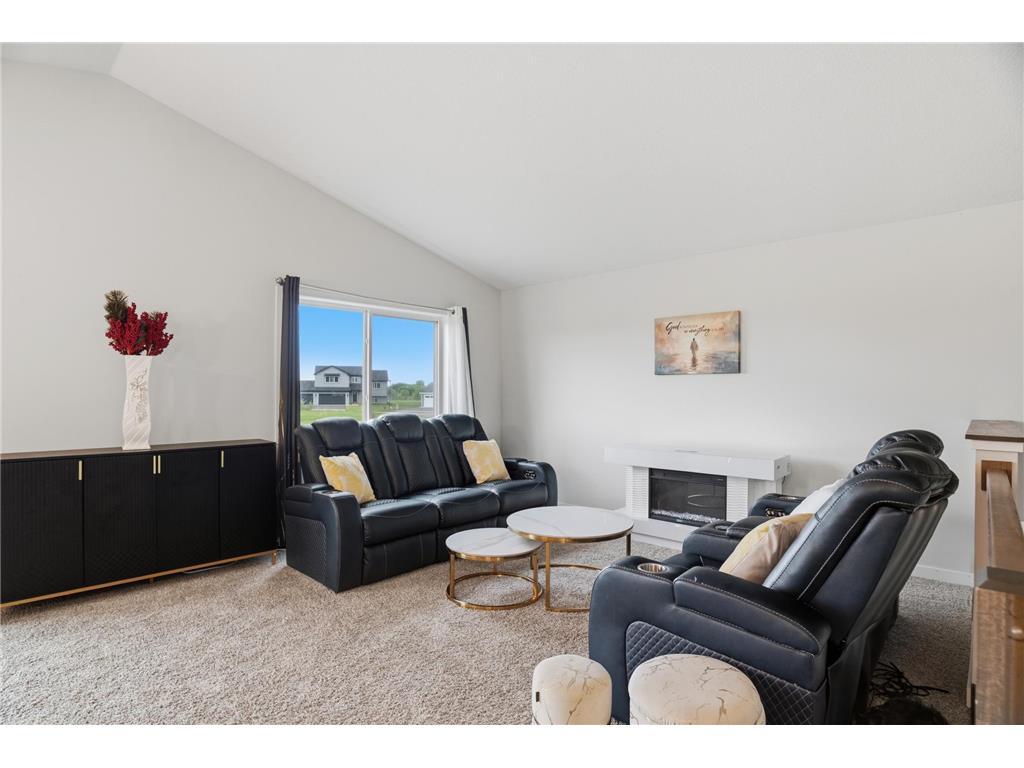 4634 9th Street NE Saint Cloud MN 56304 7075128 image3