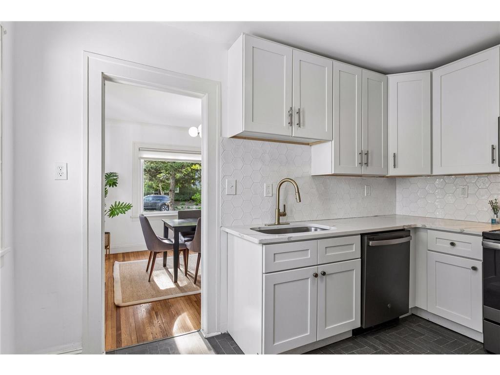 4637 3rd Avenue S Minneapolis MN 55419 7059328 image13