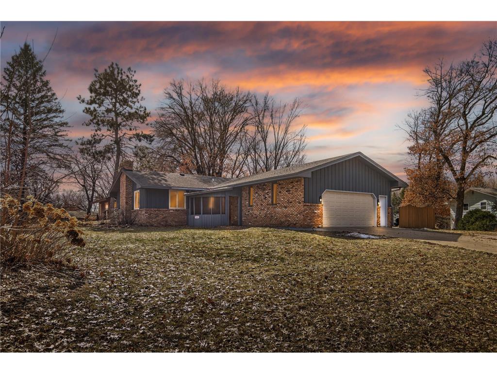 4637 Dale Street N Shoreview MN 55126 7034618 image1