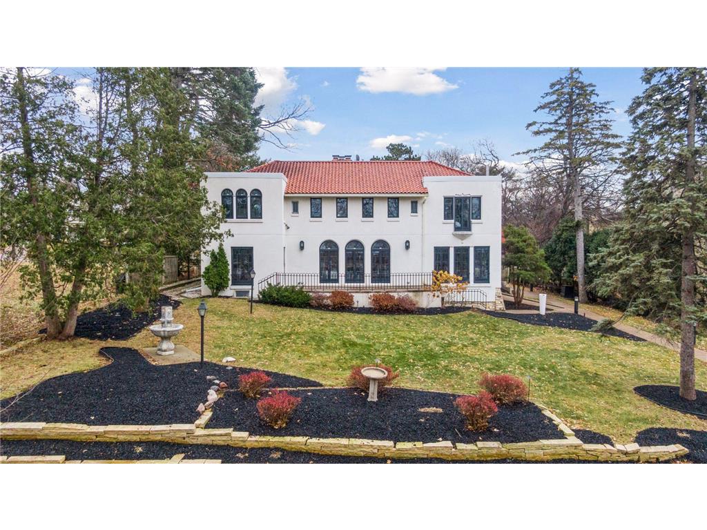 4637 E Lake Harriet Parkway Minneapolis MN 55419 - Harriet Lake 6660020 image1