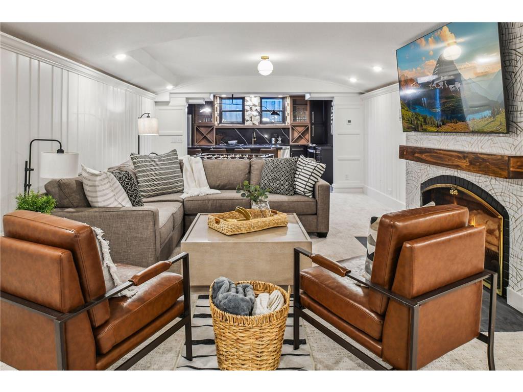 4637 E Lake Harriet Parkway Minneapolis MN 55419 - Harriet Lake 6660020 image124