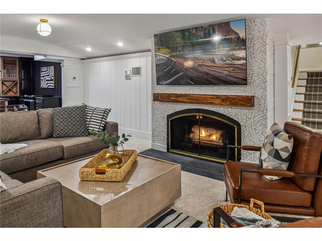 4637 E Lake Harriet Parkway Minneapolis MN 55419 - Harriet Lake 6660020 image125