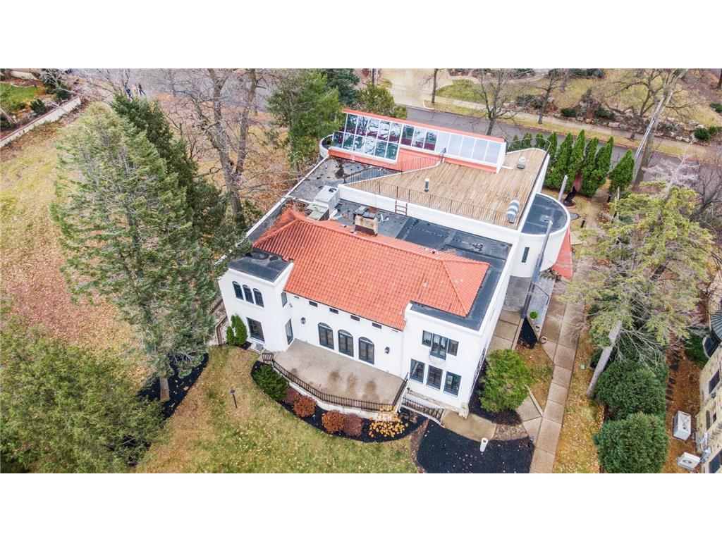 4637 E Lake Harriet Parkway Minneapolis MN 55419 - Harriet Lake 6660020 image13