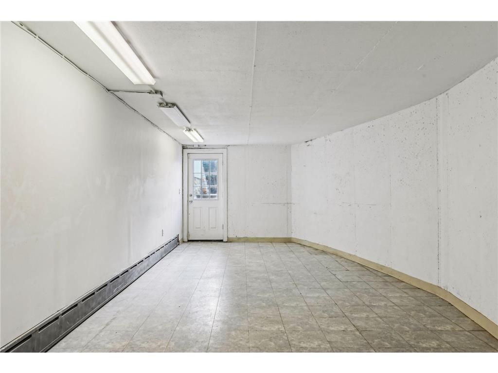 4637 E Lake Harriet Parkway Minneapolis MN 55419 - Harriet Lake 6660020 image137