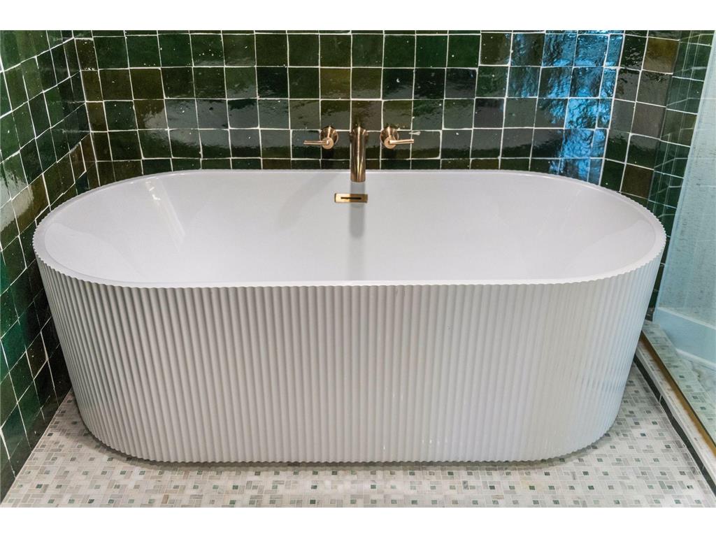 4637 E Lake Harriet Parkway Minneapolis MN 55419 - Harriet Lake 6660020 image142