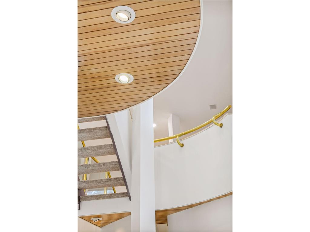 4637 E Lake Harriet Parkway Minneapolis MN 55419 - Harriet Lake 6660020 image37