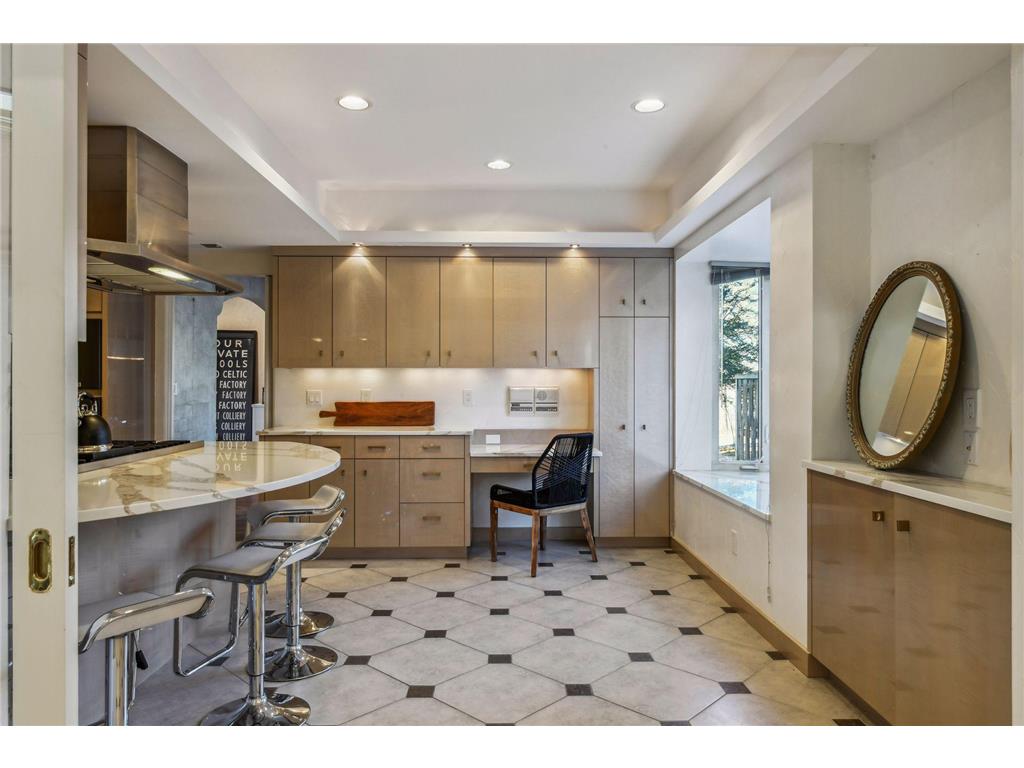 4637 E Lake Harriet Parkway Minneapolis MN 55419 - Harriet Lake 6660020 image41