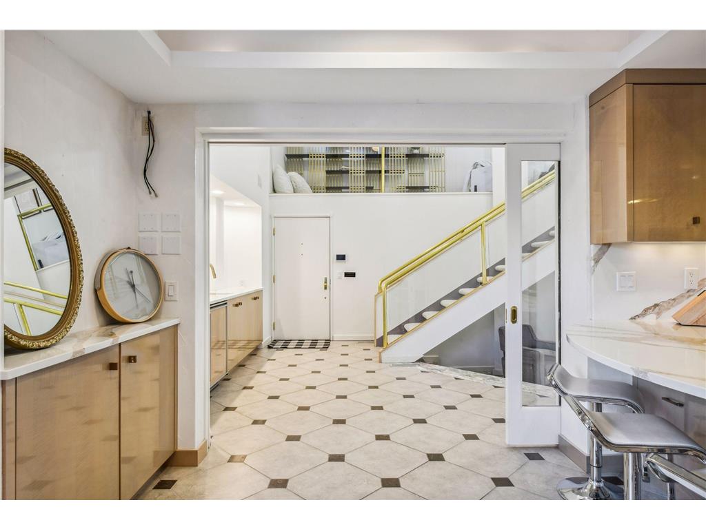 4637 E Lake Harriet Parkway Minneapolis MN 55419 - Harriet Lake 6660020 image42