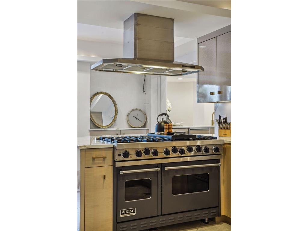 4637 E Lake Harriet Parkway Minneapolis MN 55419 - Harriet Lake 6660020 image52