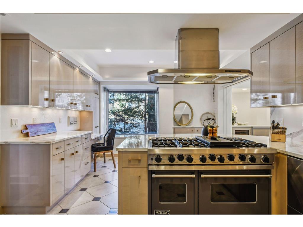 4637 E Lake Harriet Parkway Minneapolis MN 55419 - Harriet Lake 6660020 image53