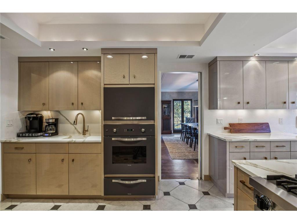 4637 E Lake Harriet Parkway Minneapolis MN 55419 - Harriet Lake 6660020 image54