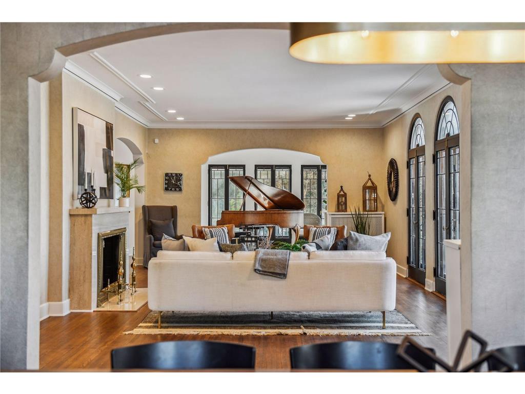 4637 E Lake Harriet Parkway Minneapolis MN 55419 - Harriet Lake 6660020 image64