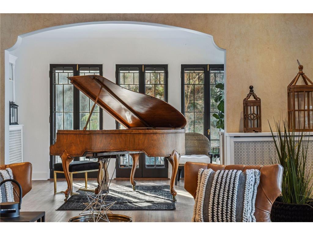 4637 E Lake Harriet Parkway Minneapolis MN 55419 - Harriet Lake 6660020 image76