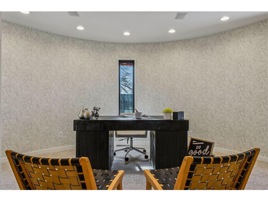 4637 E Lake Harriet Parkway Minneapolis MN 55419 - Harriet Lake 6660020 image92