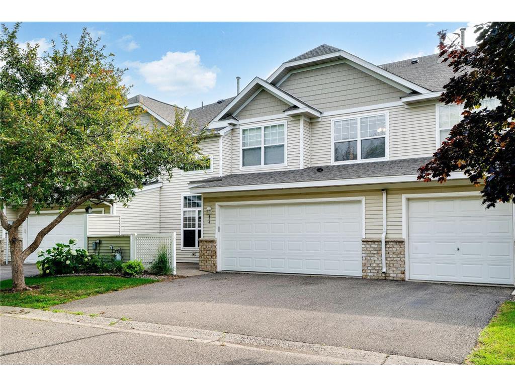 464 Hickory Lane N Oakdale MN 55128 6403940 image1