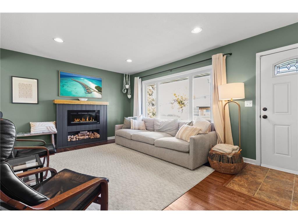 4643 Aquila Avenue N New Hope MN 55428 6810104 image1