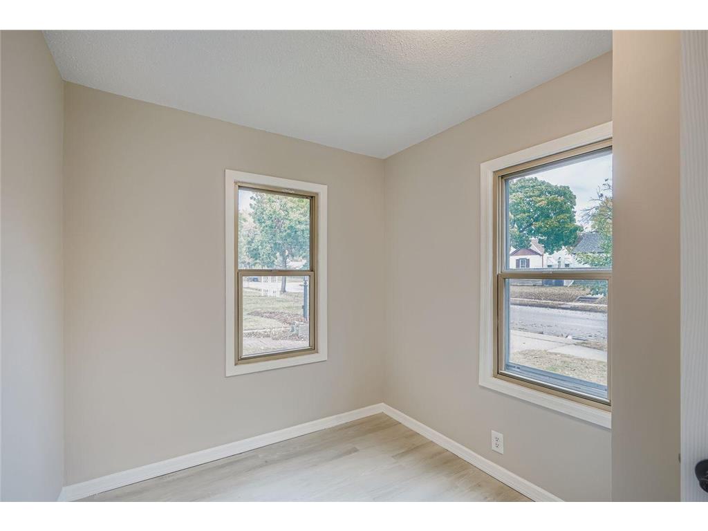 4643 Emerson Avenue N Minneapolis MN 55412 6815458 image11