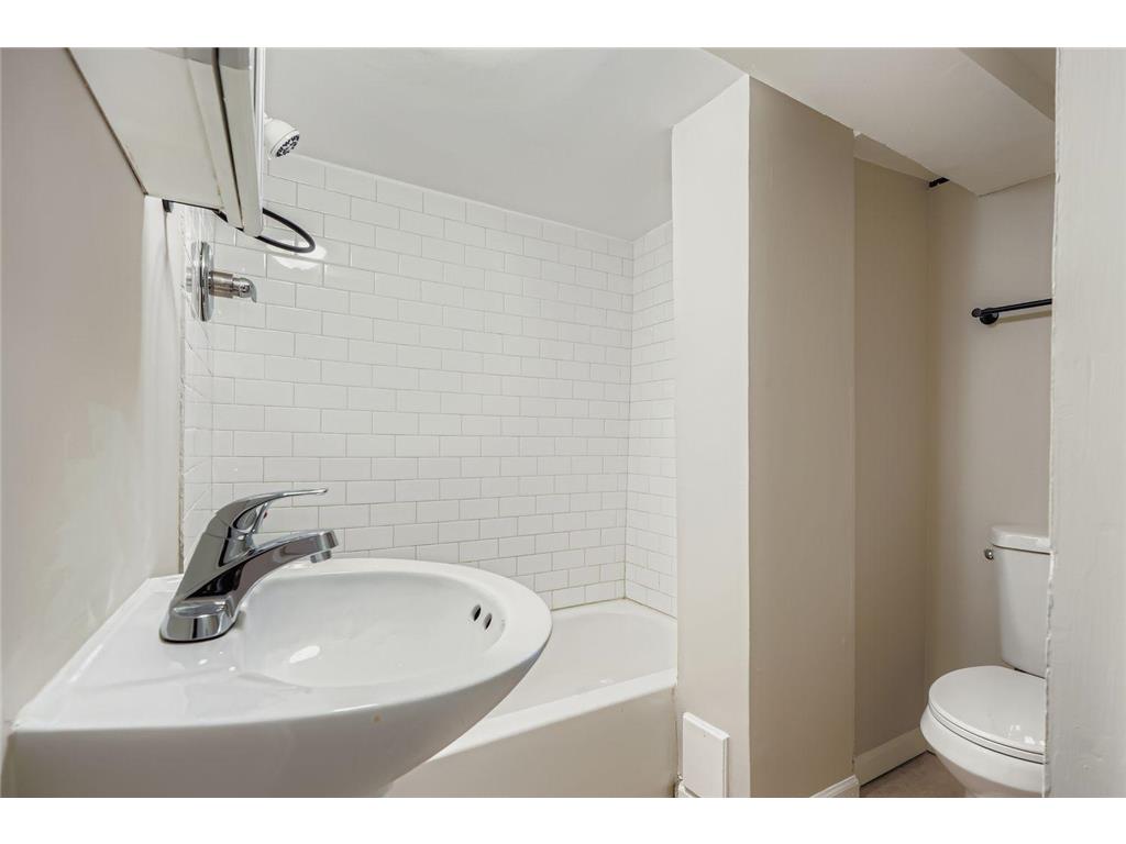 4643 Emerson Avenue N Minneapolis MN 55412 6815458 image15