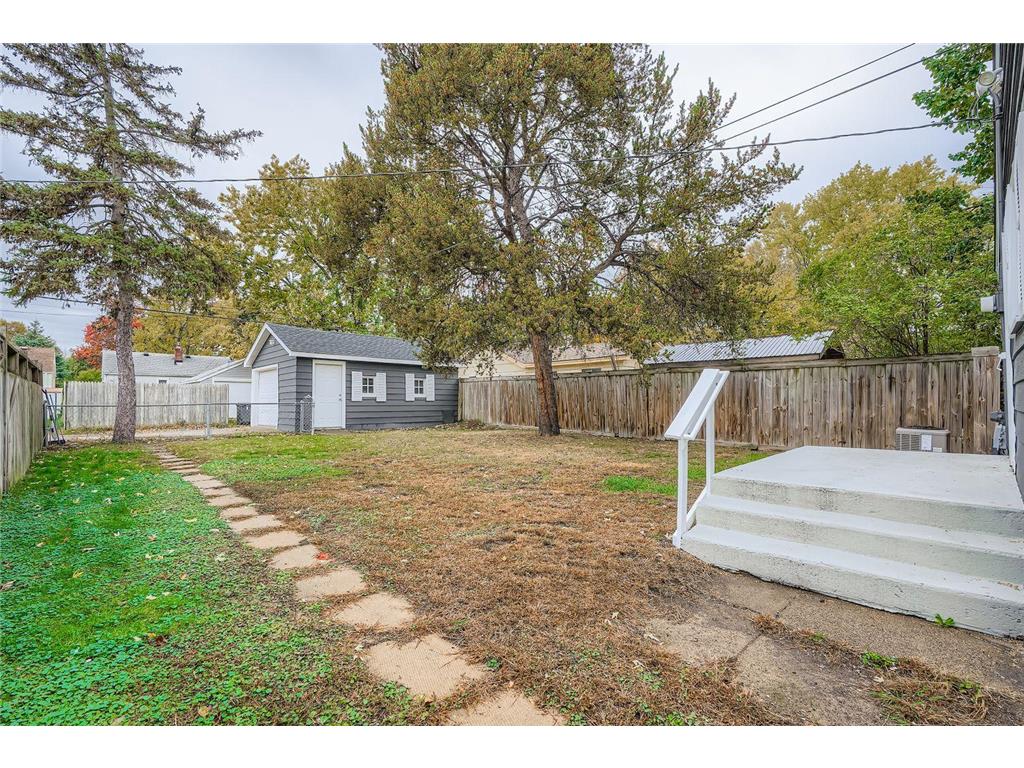 4643 Emerson Avenue N Minneapolis MN 55412 6815458 image16