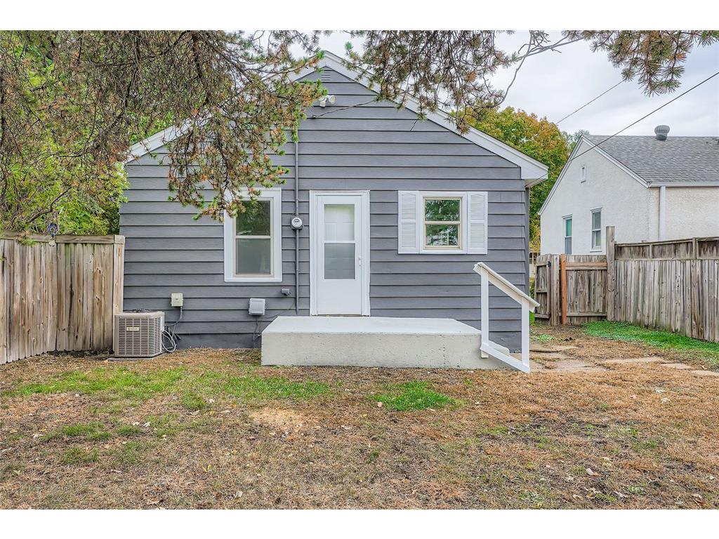 4643 Emerson Avenue N Minneapolis MN 55412 6815458 image17